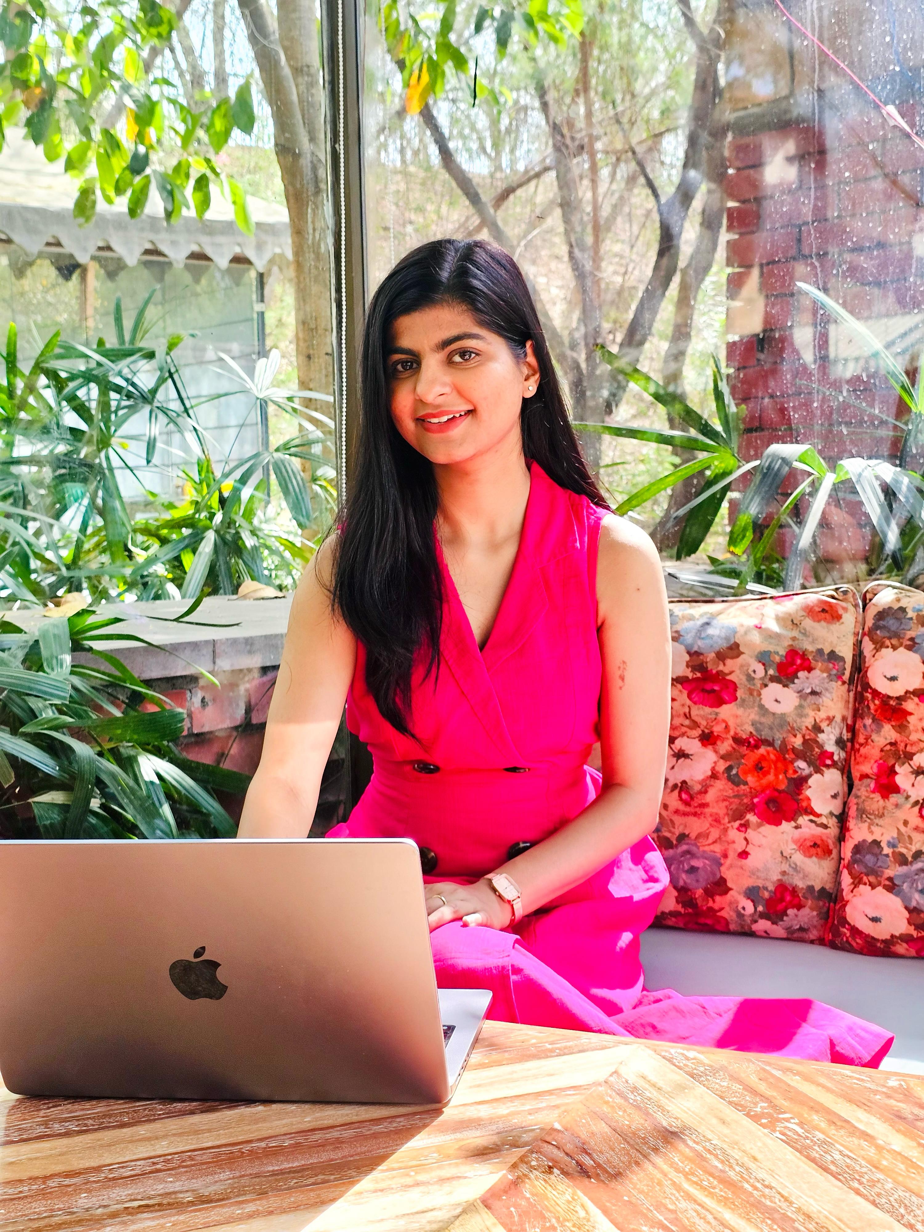 Dt. Kritika Lodha, Clinical Dietitian and Hormone Health Expert